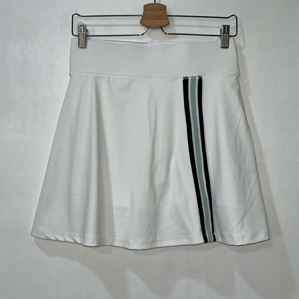 LOU & GREY WOMENS STRIPED LUVSTRETCH OVERLAP SKORT WHITE  Sz SMALL - Picture 2 of 12